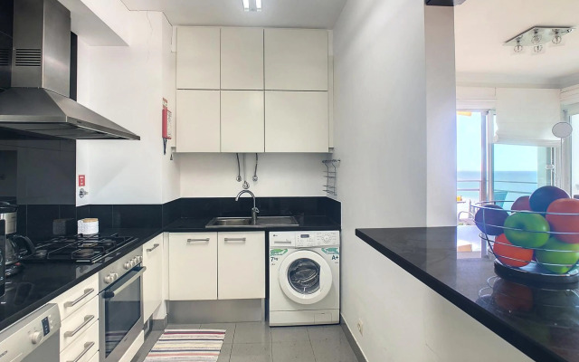 Rodamar Apartment by MHM