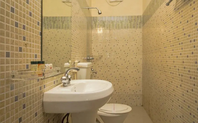 Oyo 15953 North Bengal Guest House