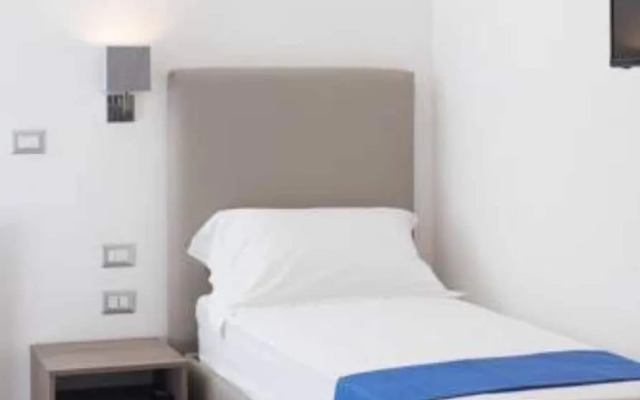 Отель Toledo one