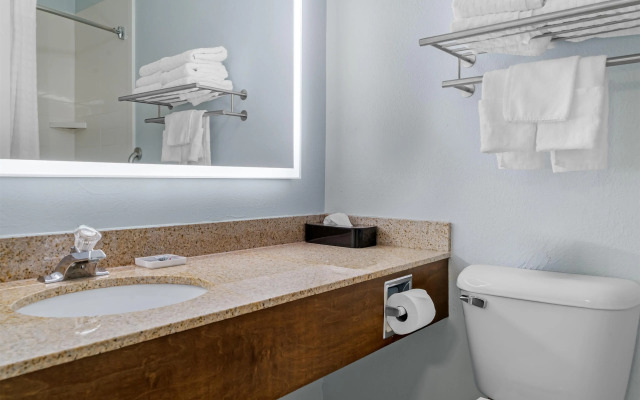 Best Western Lakewinds