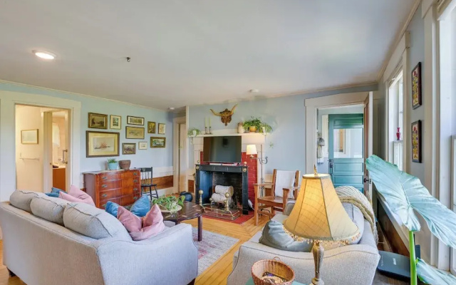 Springvale Farm: Freedom Home With Hiking Trail!