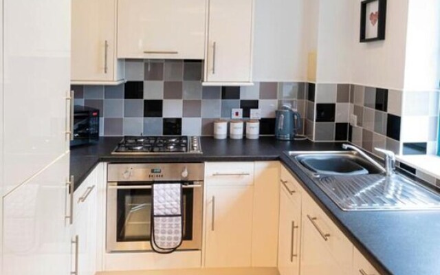 Quayside 2-bed Apartment in Dundee