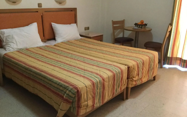 Arocaria Apartments