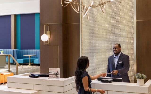 Crowne Plaza College Park - Washington DC by IHG
