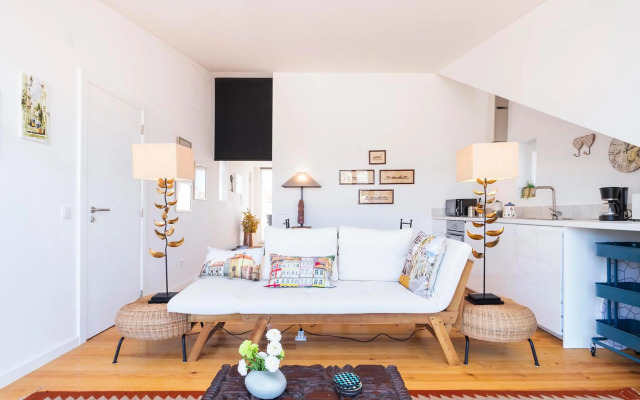 Lusitano Top Floor Apartment