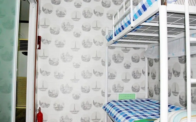 Amuse Guest House - Hostel