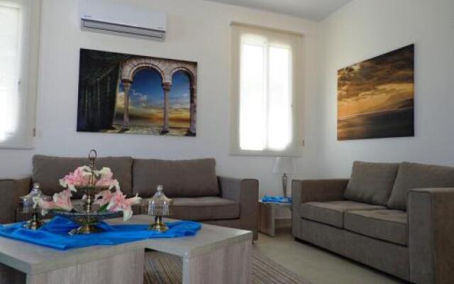 Latchi Riviera Beach Villa No.2