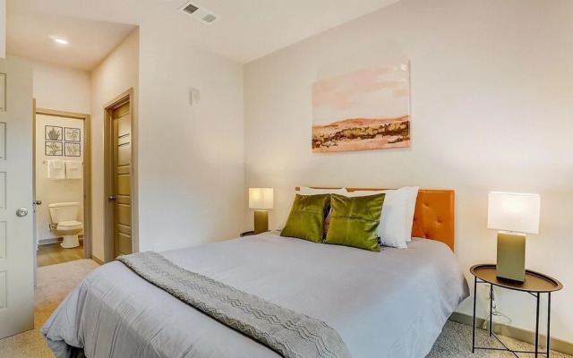 FRONTDESK Axel Row Apts Avondale Birmingham