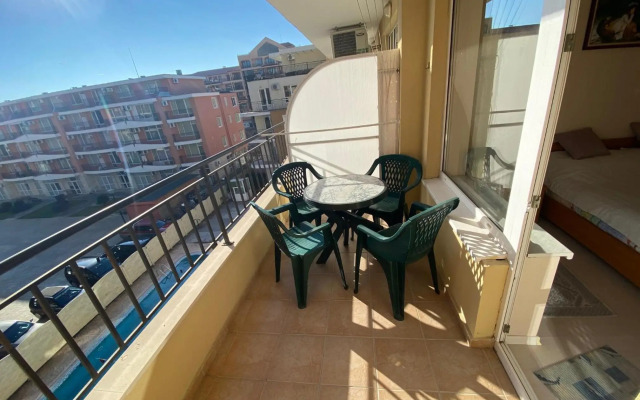 Private Cozy Apartment Blue Marine C16