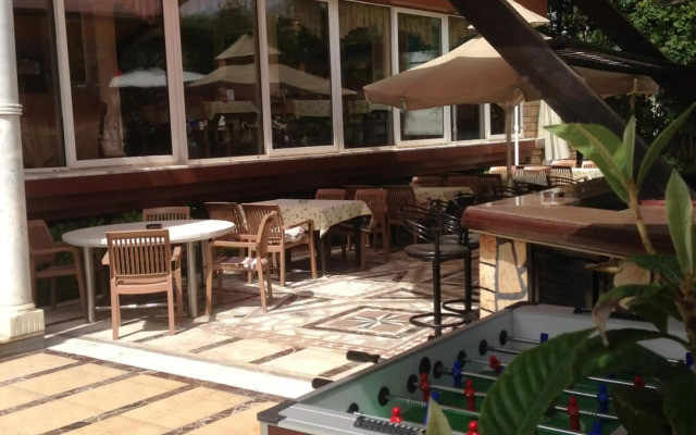 Blue Yacht Marina Apart Hotel