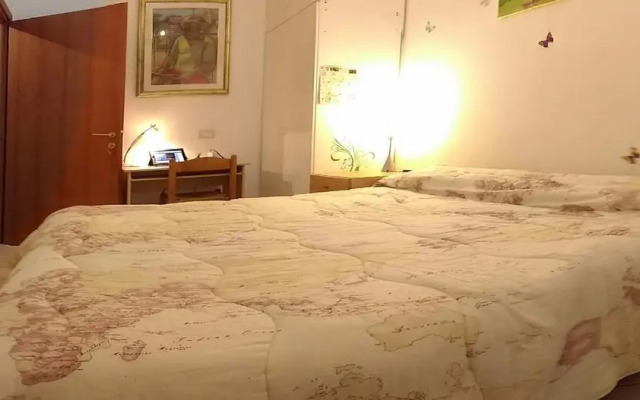 Roma Holiday And Jubilee House