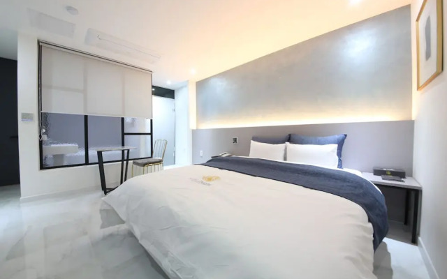 2 Night Business Hotel