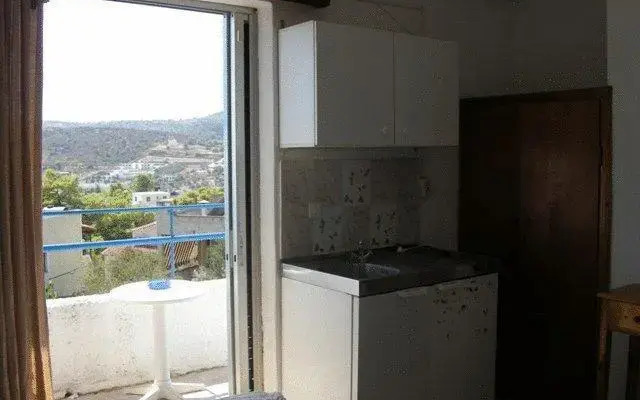 Efrosyni Apartments