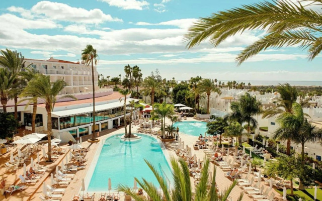 Sunprime Atlantic View Suite & Spa