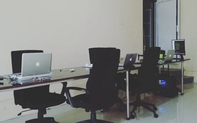 Manado Pod House - Hostel