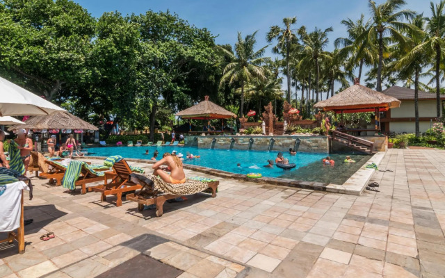 Club Bali Family Suites @Legian Beach