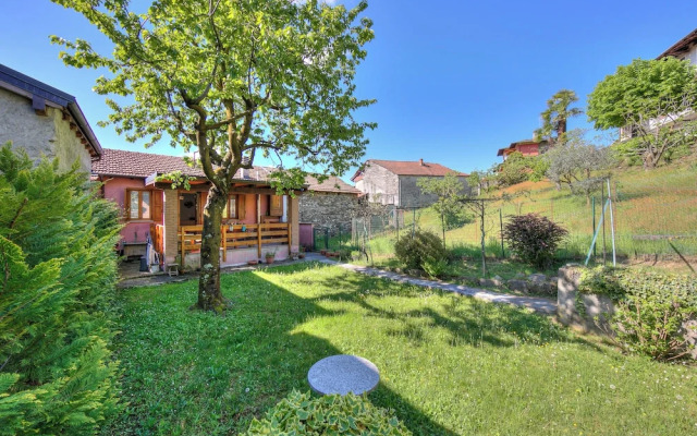 Brighty Rainbow House Garden