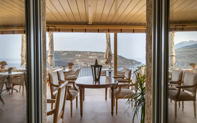 Akrolithi Guesthouse