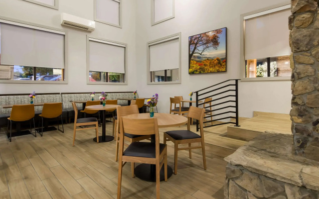 Graystone Lodge, Ascend Hotel Collection