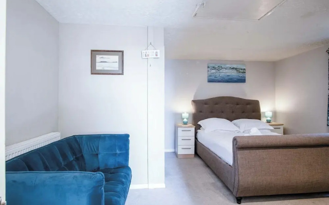 Lundy Lodge 1 Bedroom Annex Rhossili