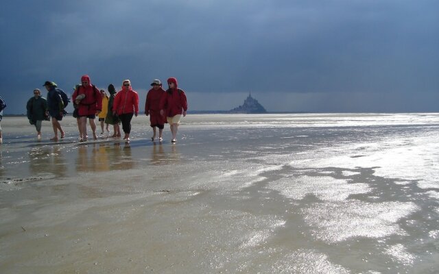 Air-conditioned apartment close to Mont Saint Michel