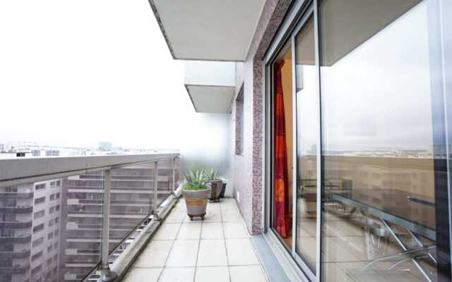 Charming Apartment Near Montparnasse