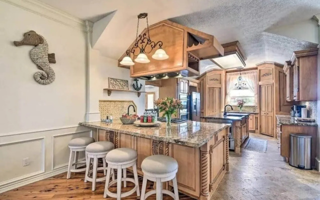 Absolute Paradise Galveston