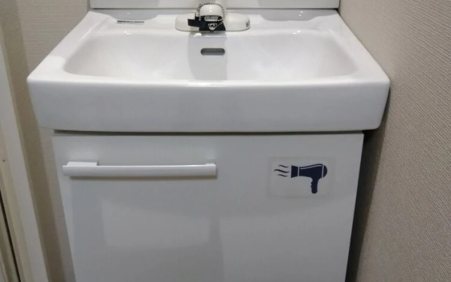 Issyuku Higashiueno Hotel