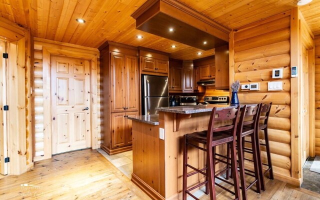 La Casa Kanata - Jacuzzi, Jazz Chardonnay