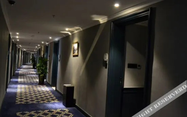 Mingquan Quanying Hotel (Jinan Mingquan railway station store)