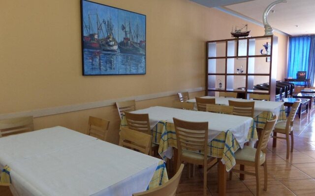 Hotel Residencial Armona