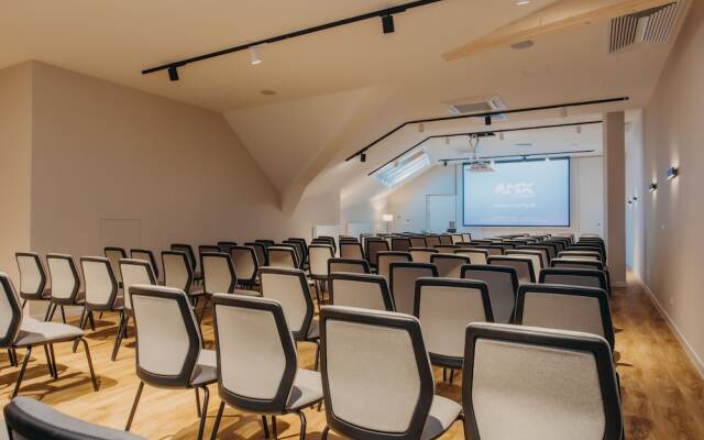 Elements Hotel & SPA