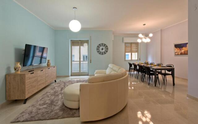 Casa Bella - 3 Baths - Walk to Ortigia