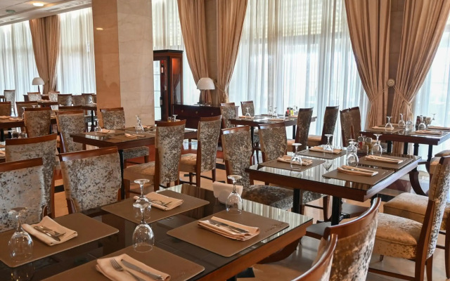 Aleksandar Palace Hotel & Spa