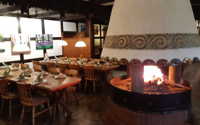 AKZENT Hotel Zur Wasserburg , bed & breakfast