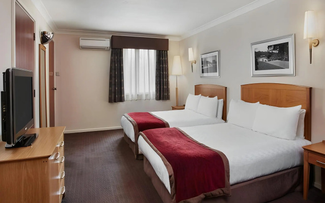 Leonardo Hotel East Midlands Airport