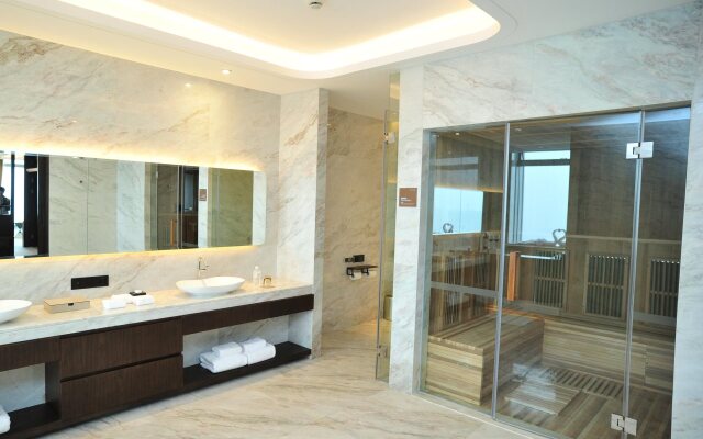 The Lotus Hotel Chongqing