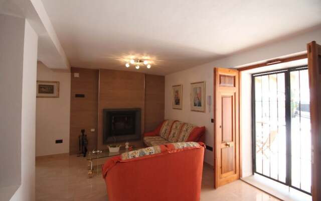 Finca La Verema - holiday home with private swimming pool in Benissa