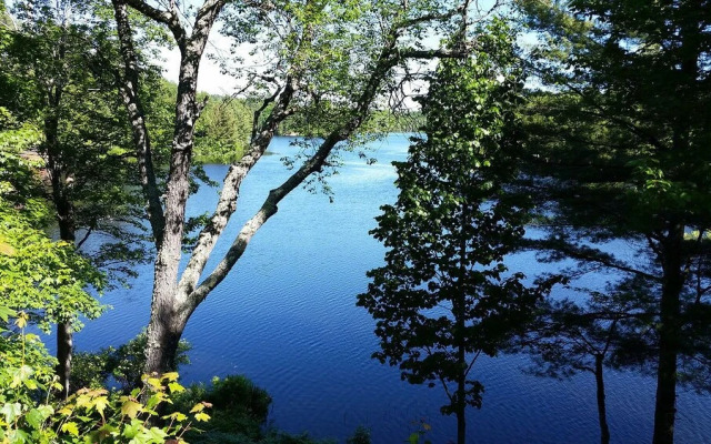 Knoepfli Inn Farmhouse