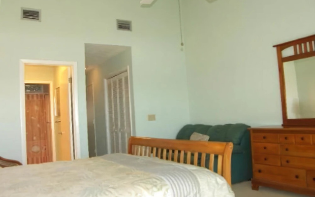 Windsong 4 Apartment 3 Bedroom