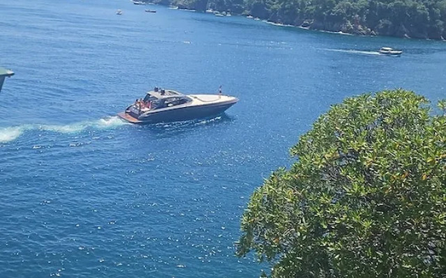 Rapallo 2-bed Apt, Sleeps 5 With Hot Tub