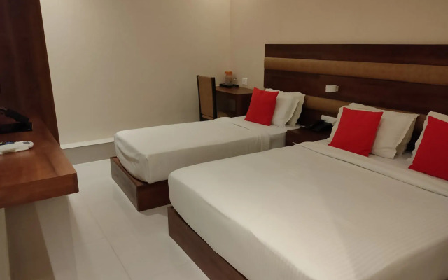 OYO 22120 Hotel Universal Garden