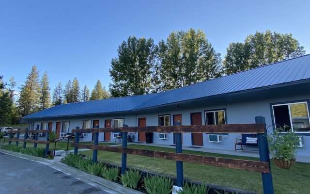 Columbia Point Resort