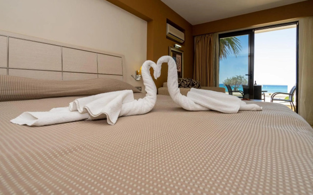 Kamari Beach Hotel - All inclusive