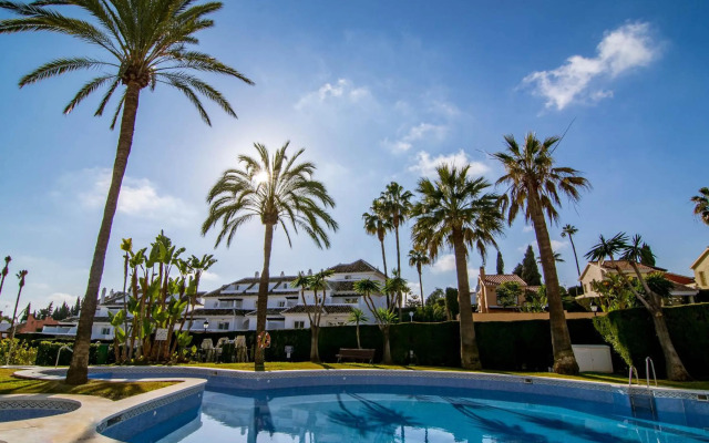 AB2-Aldea Blanca Puerto banus