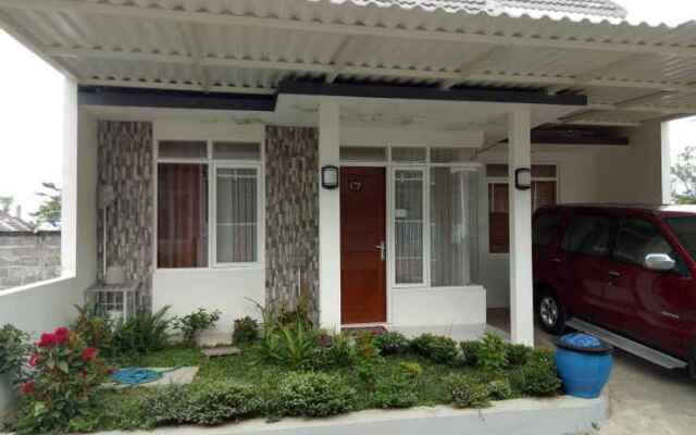 Villa Puncak Garuda C7