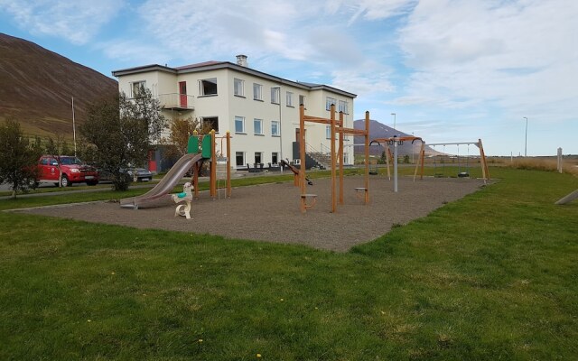 Húsabakki Guesthouse