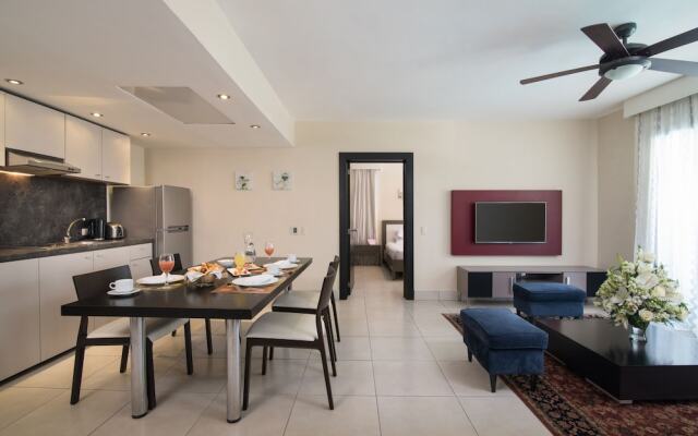Luxury Apartment-Mandatory All-Inclusive