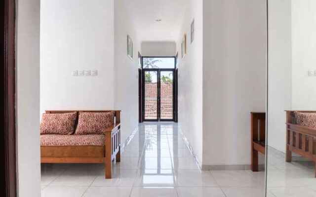 OYO 3245 Srikandi Family Residence