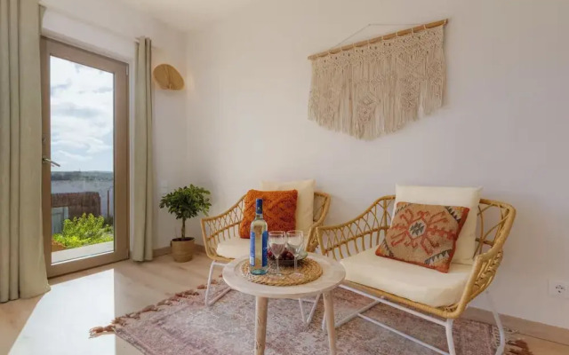 Eco Stay on the Hill by Sea N' Rent